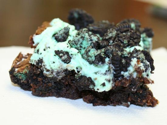 Try these Triple Mint Marshmallow Oreo Brownies at your next party and you will be the hit for sure!